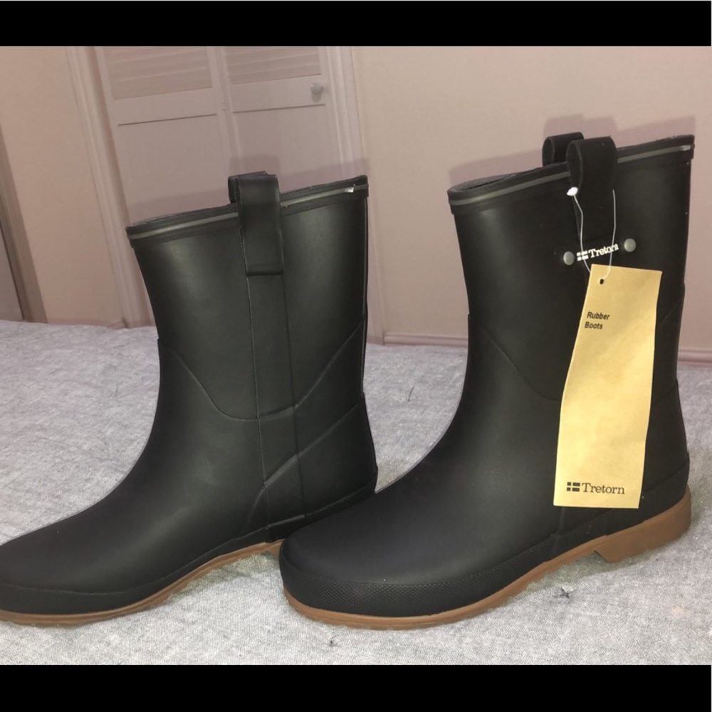 Rain boots